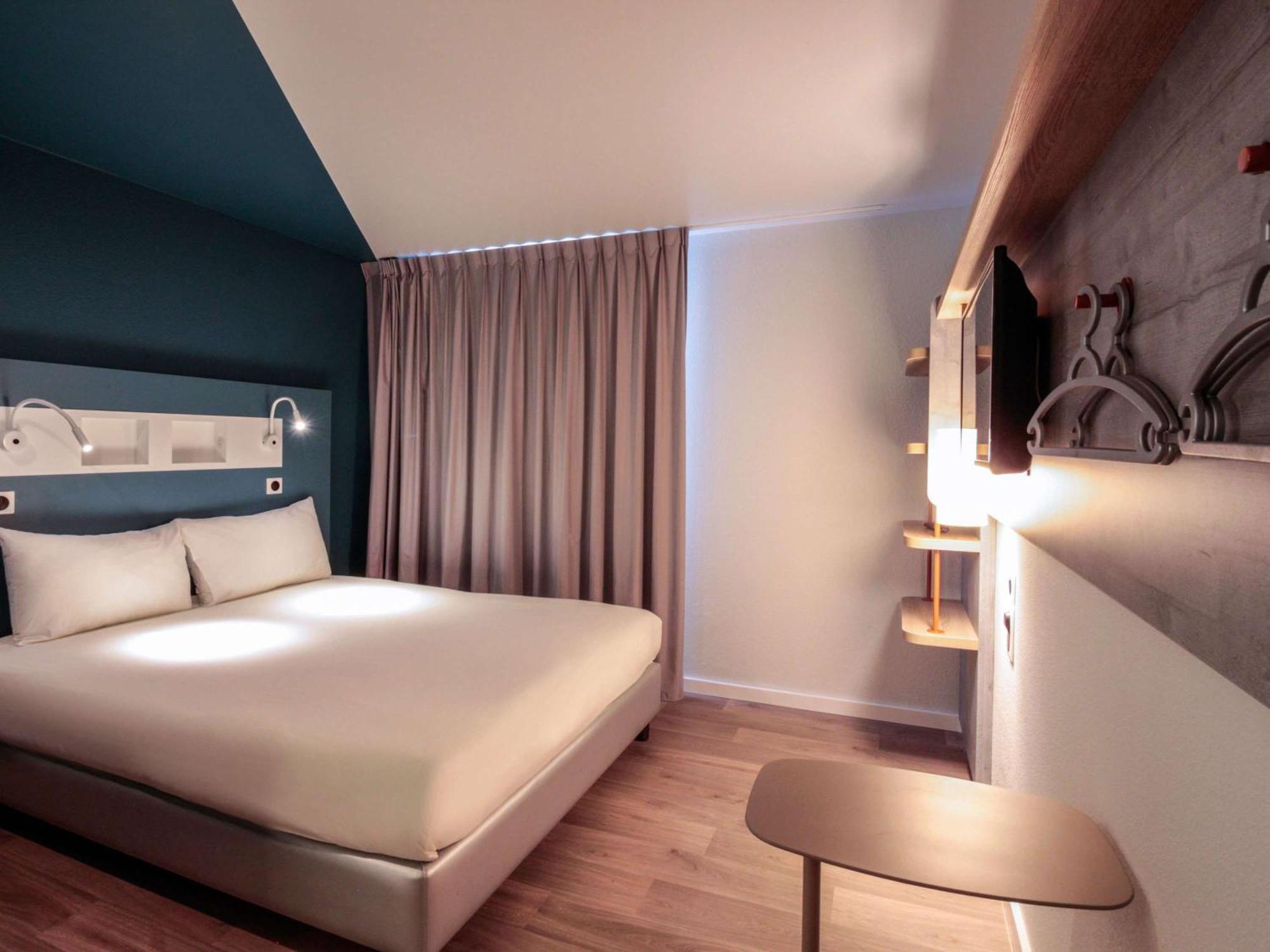 Ibis Budget Cognac Châteaubernard Exterior foto